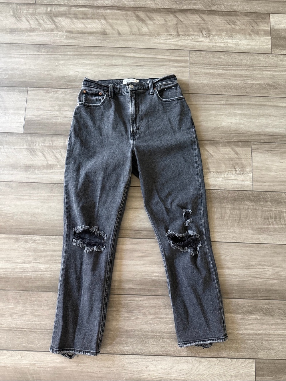 Abercrombie & Fitch Curve Love Straight-Leg Jeans